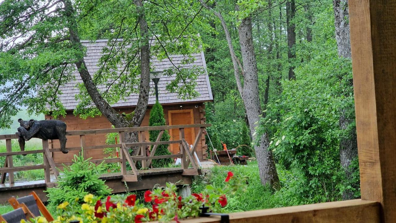 Vodenica Vrelo Chalets Vrelo Korenicko Екстер'єр фото