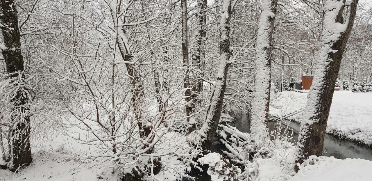 Vodenica Vrelo Chalets Vrelo Korenicko Екстер'єр фото