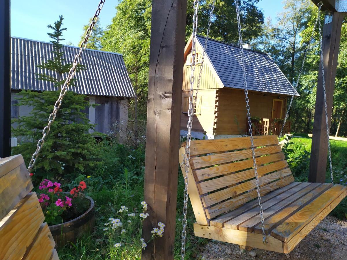 Vodenica Vrelo Chalets Vrelo Korenicko Екстер'єр фото