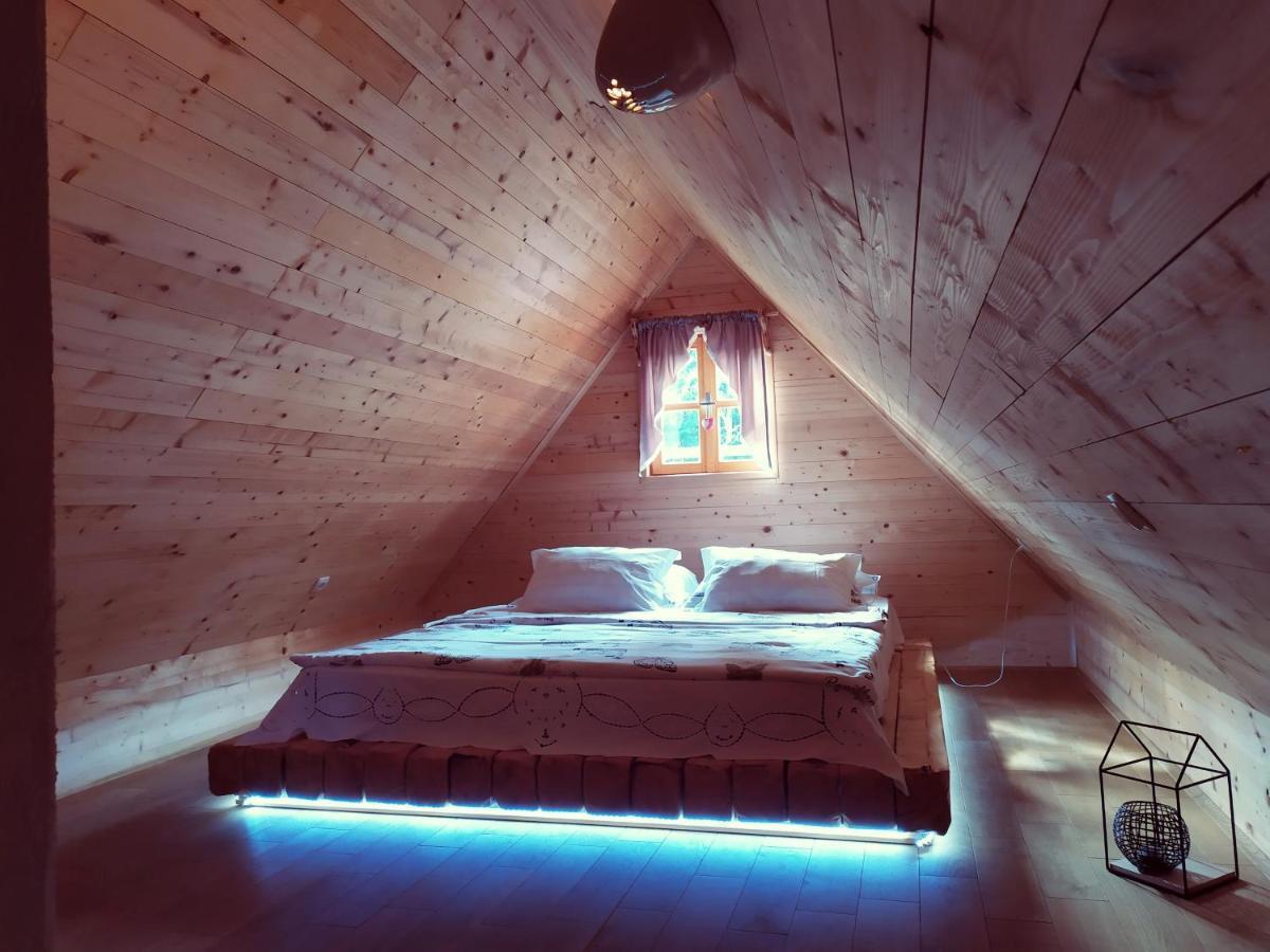 Vodenica Vrelo Chalets Vrelo Korenicko Екстер'єр фото